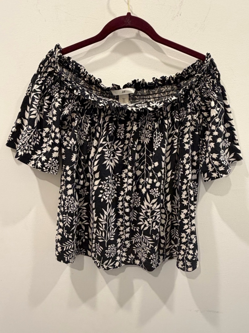 H&M Black & White Floral Off-Shoulder Top